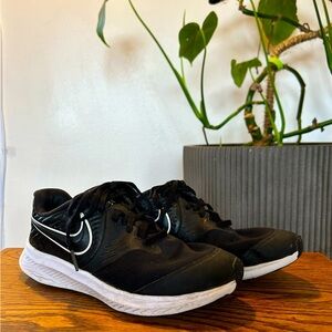 🖤🤍 Nike Y4 Black Runners